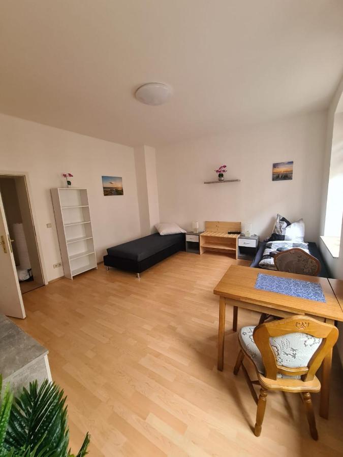 Flex Aparts - 2-Raum Wohnung In Zwickau Mit Balkon Exterior photo